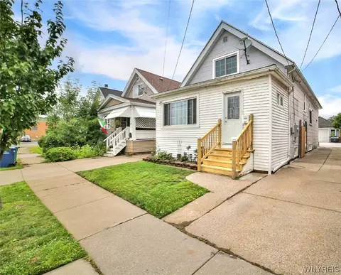 121 Eckhert St, Buffalo, NY 14207