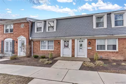 60 Guilford Ln #C, Amherst, NY 14221