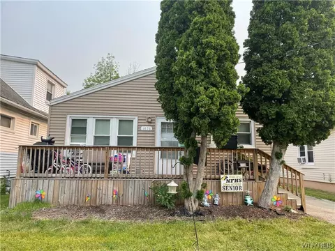 3656 Ely Ave, Niagara Falls, NY 14303