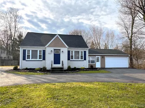 1397 Maple Rd, Amherst, NY 14221