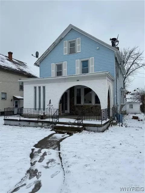 326 Central Ave, Hanover, NY 14136
