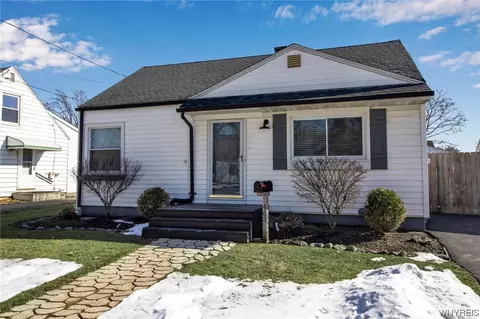 463 81st St, Niagara Falls, NY 14304