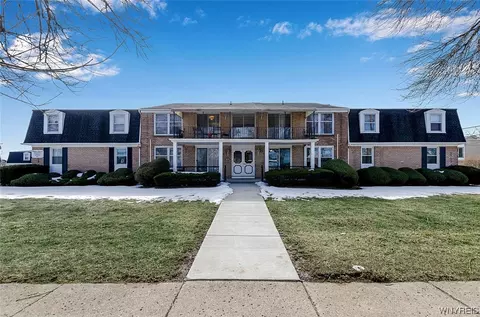 79 Henel Ave #1, Amherst, NY 14226
