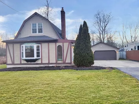 1960 Baseline Rd, Grand Island, NY 14072