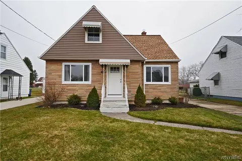 15 Barnard St, Buffalo, NY 14206
