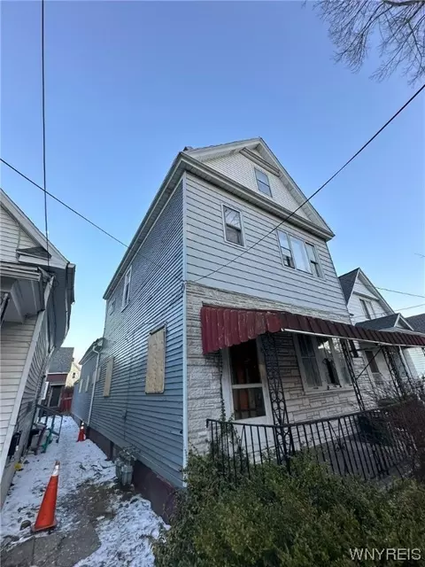 75 Brownell St, Buffalo, NY 14212