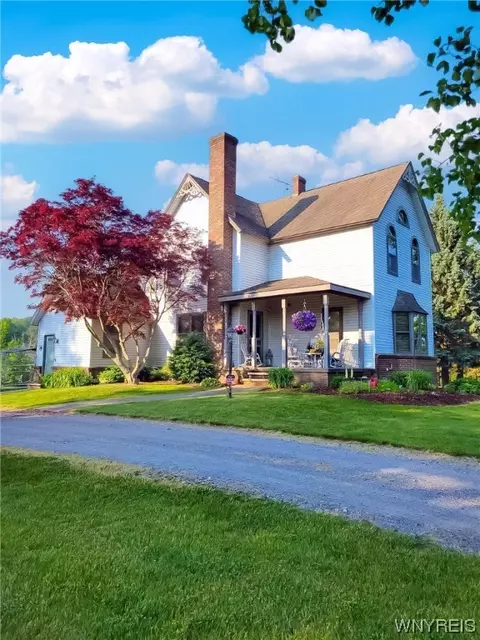 5529 Ellicott Rd, Brocton, NY 14716