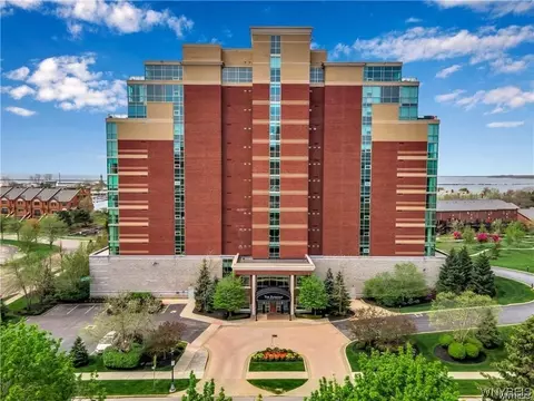 132 Lakefront Blvd #401, Buffalo, NY 14202