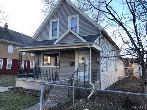 52 La Force Pl, Buffalo, NY 14207 photo 2