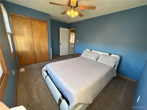 Bedroom - 971 Sturgeon Point Rd, Evans, NY 14047 photo 3 of 8