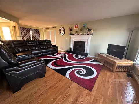 Living - 971 Sturgeon Point Rd, Evans, NY 14047 photo 2 of 3