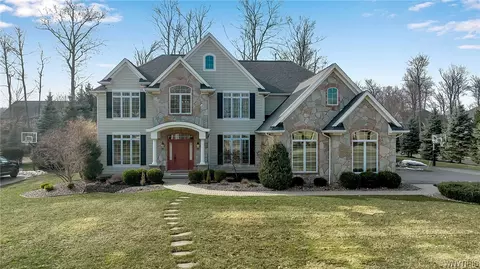 9734 Cobblestone Dr, Clarence, NY 14031