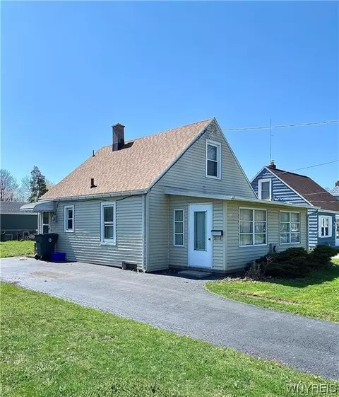 297 East Ave, North Tonawanda, NY 14120