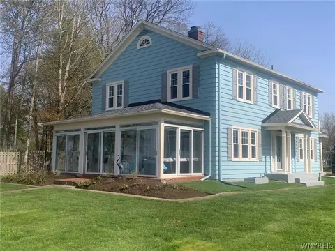 9112 Lake Shore Rd, Evans, NY 14006