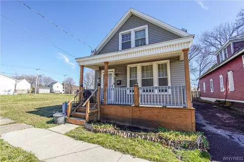 39 Peach St, Buffalo, NY 14204