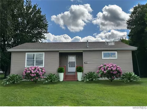 1069 E And West Rd, West Seneca, NY 14224