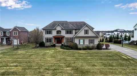 36 Woodthrush, Orchard Park, NY 14127