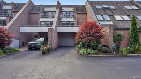 205 Portside, Buffalo, NY 14202