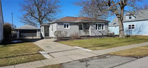 98 Helen St, Cheektowaga, NY 14206