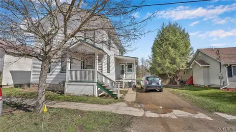 44 Maple St, Cuba, NY 14727