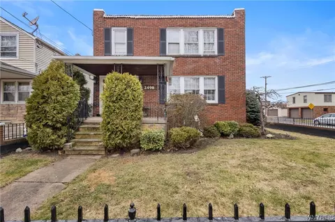 2498 Grand Ave, Niagara Falls, NY 14301