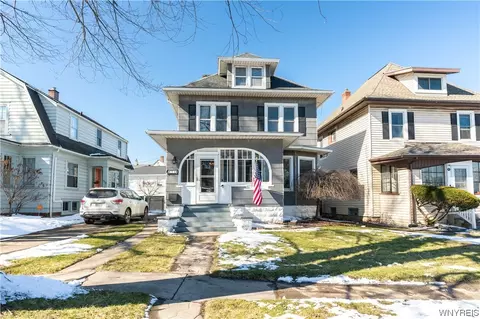 418 Beard Ave, Buffalo, NY 14214