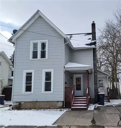 135 Erie St, Lockport, NY 14094