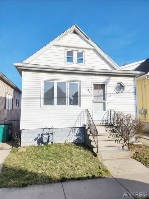 95 Fredro St, Buffalo, NY 14206