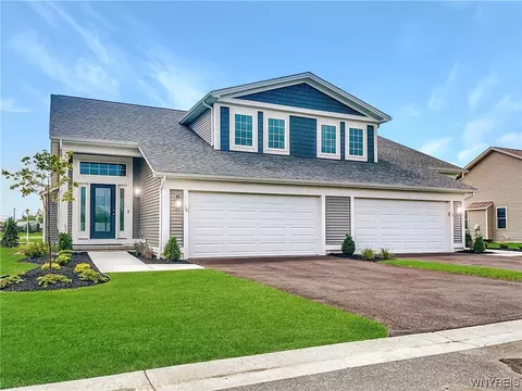 28 Mary Rachel Pl, Lancaster, NY 14086