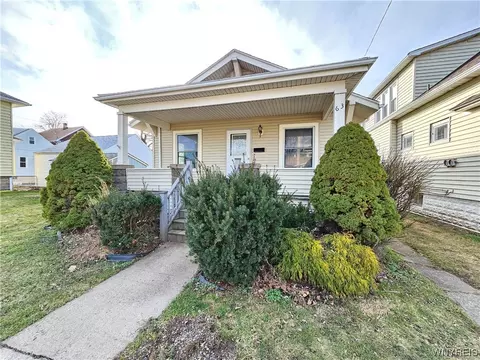 63 Vincent Ave, Lackawanna, NY 14218