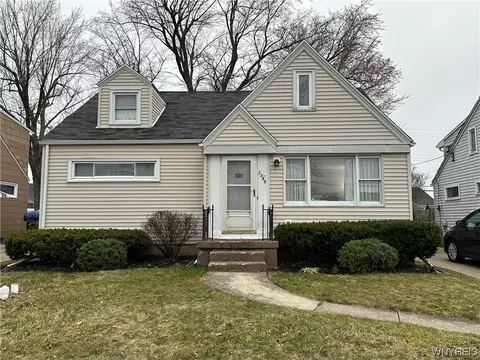 2389 Eggert Rd, Tonawanda, NY 14150