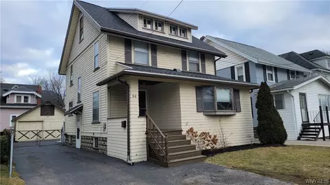 58 Oak St, Batavia, NY 14020