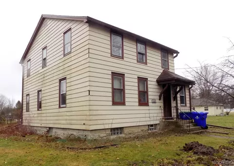 4225 Ransom Rd, Clarence, NY 14031