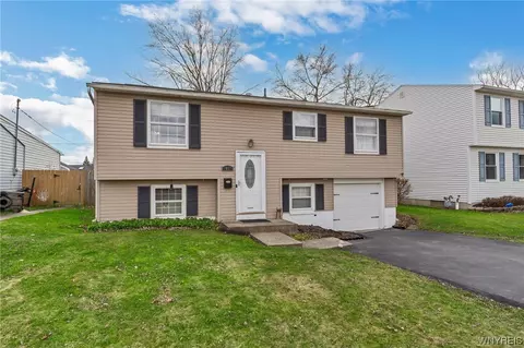 91 W Rouen Dr, Cheektowaga, NY 14227