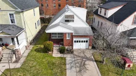 823 Armory Pl, Niagara Falls, NY 14301