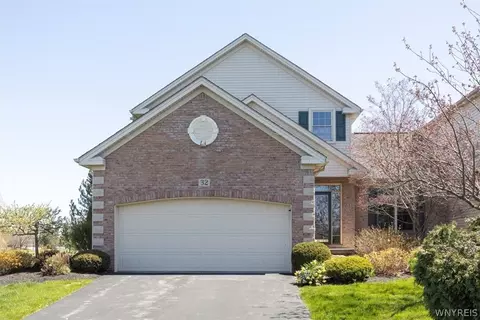 3011 Cloverbank Rd #32-L, Hamburg, NY 14075