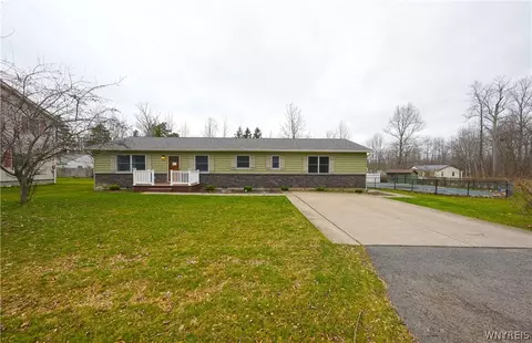 198 Argyle Ave, Evans, NY 14006