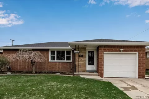 295 Elmsford Dr, West Seneca, NY 14224