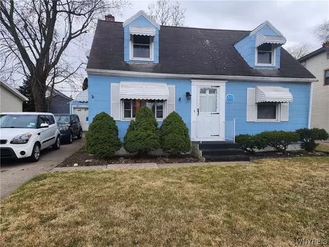 49 Westchester Dr, Cheektowaga, NY 14225