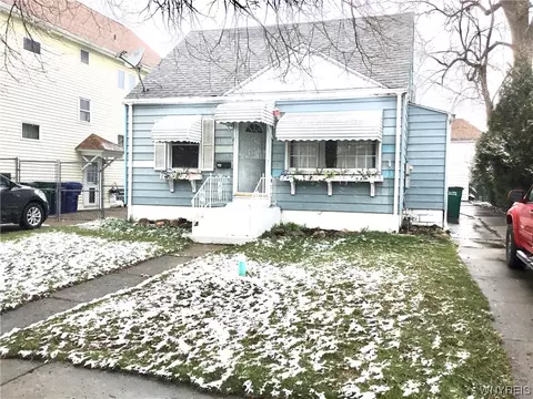 70 Harding Rd, Buffalo, NY 14220