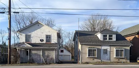 10668 Main St, Clarence, NY 14031