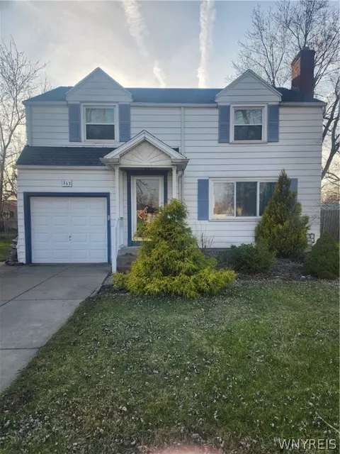 161 Avalon Dr, Amherst, NY 14226