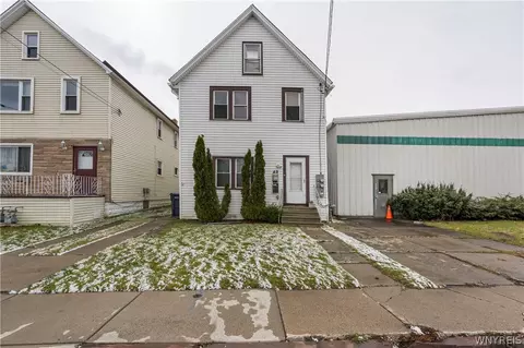 49 Dingens St, Buffalo, NY 14206