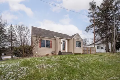 4991 Chestnut Ridge Rd, Orchard Park, NY 14127
