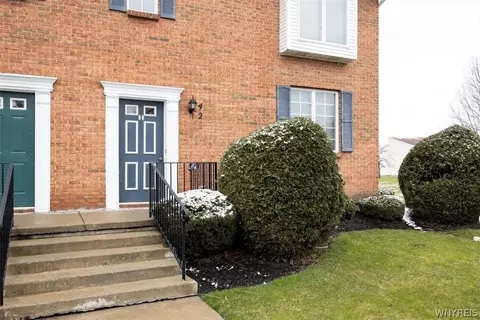 2 Tralee, East Amherst, NY 14051