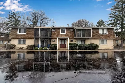 1116 Indian Church Rd #38, West Seneca, NY 14224