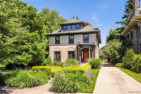 100 Beard Ave, Buffalo, NY 14214