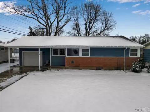 11 Greenhaven Ter, Tonawanda, NY 14150