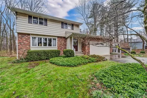 2722 Kulp Rd, Eden, NY 14057
