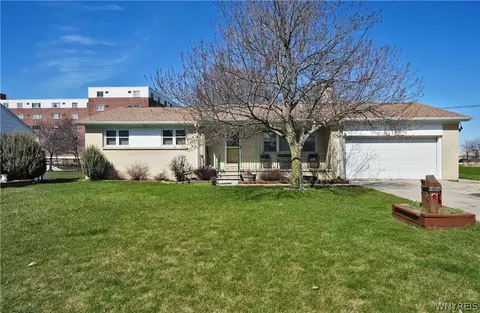 160 Meyer Rd, Amherst, NY 14226